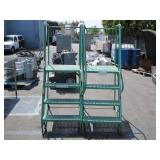 ROLLING STEP LADDER