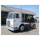VOLVO WHITE