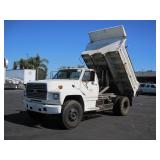 1989 FORD F700