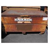 KNACCK METAL STORAGE BOX WITH WHEELS