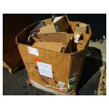 PALLET OF MISCELLANEOUS ITEMS