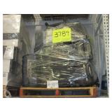 .PALLET OF ASSORTED OF SUITCASES: