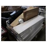 A PALLET OF ASSORTED LAMPS AND CURTAINS