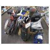 BAG OF GOLF CLUBS