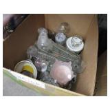 BOX WITH ASSORTED GLASS ITEMS