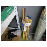 LOT OF SHOVEL HANDLES