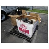 A PALLET OF ASSORTED AUTOMOTIVE PARTS