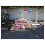 A PALLET WITH STORAGE UNITS
