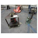AUTOMOTIVE PISTON PRESS