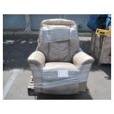 A PALLET WITH TWO LAZY BOY CHAIRS