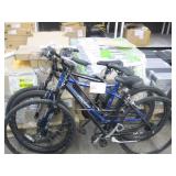 LOT WITH 3 MOUNTAIN BIKES