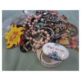 1 BAG W/MIXED JEWELRY