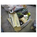 A PALLET WITH GARDENING EQUIPMENT