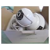1 LOT W/CLOUD IP CAMERAS