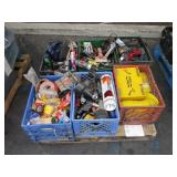 PALLET WITH ASSORTED HAND TOOLS