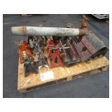 PALLET WITH HYDRAULIC JACKS & MISCELLANEOUS ITEMS