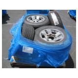 PALLET OF CARS TIRES