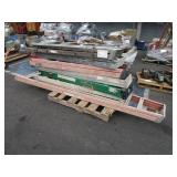 PALLET WITH ASSORTED LADDERS