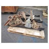 PALLET WITH ANCHOR, FIELD PLOW, 2 WHEEL RAMPS