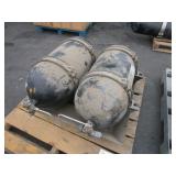 PALLET WITH 2 CNG TANKS
