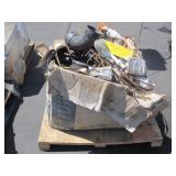 PALLET OF MISCELLANEOUS ITEMS