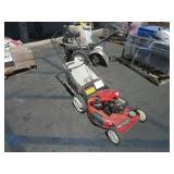 TORO 22" W 190CC SELF-PROPELLED MULCHING