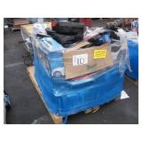 PALLET OF AUTOMOTIVE ACCESSORIES