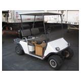 EZ-GO TEXTRON GOLF CART