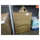 PALLET WITH FLUFFY FRIENDS CAT BEDS