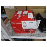 2 MILWAUKEE M18 FUEL DRILL