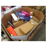 LOT WITH ASSORTED SHOES