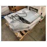 PALLET WITH UPS SERVERS