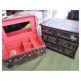 1 LOT W/JOCLYN SMITH COLLECTION JEWELRY BOX