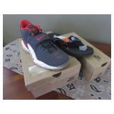 1 LOT W/MENS SHOES