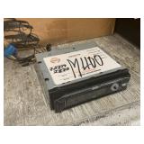 1 JVC MODEL KD-R670 STEREO