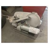 STAINLESS STEEL FOOD SLICER