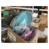 PALLET WITH MISCELLANEOUS ITEMS