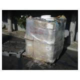 LOT WITH 5 GALLON BUCKET LIDS