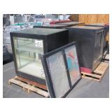 5 GLASS DISPLAY CASES