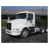 2008 VOLVO VNM