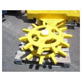 PALLET WITH WHEEL COMPACTOR ATTACHMENT