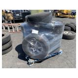 PALLET WITH ASSORTED TIRES