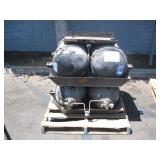 PALLET WITH 4 CNG TANKS