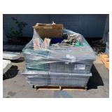 PALLET WITH AUTOMOTIVE PARTS PALLET WITH AUTOMOTIVE PARTS