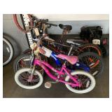 LOT WITH 4 BICYCLES LOT WITH 4 BICYCLES
