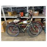LOT WITH 3 BEACH CRUISERS BIKES LOT WITH 3 BEACH CRUISERS BIKES