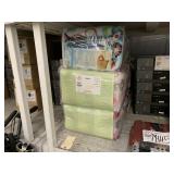 LOT WITH INFANT BEDDING SAFETY LOT WITH INFANT BEDDING SAFETY