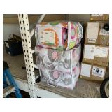 LOT WITH SUMERSAULT 10 PIECE CRIB SET LOT WITH SUMERSAULT 10 PIECE CRIB SET