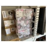 LOT WITH INFANT BEDDING SAFETY LOT WITH INFANT BEDDING SAFETY