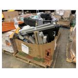 PALLET WITH ASSORTED TOOL BOXES PALLET WITH ASSORTED TOOL BOXES